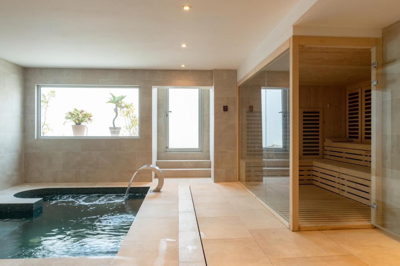 The Olive Boutique & Apartamento Cala Llonga (Ibiza)
